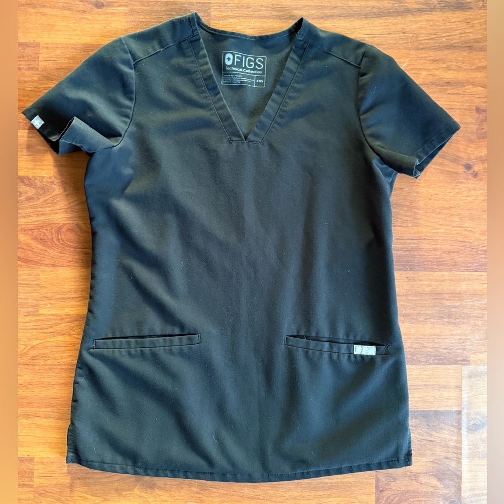 Figs Casma‎ Three Pocket Scrub Top XXS